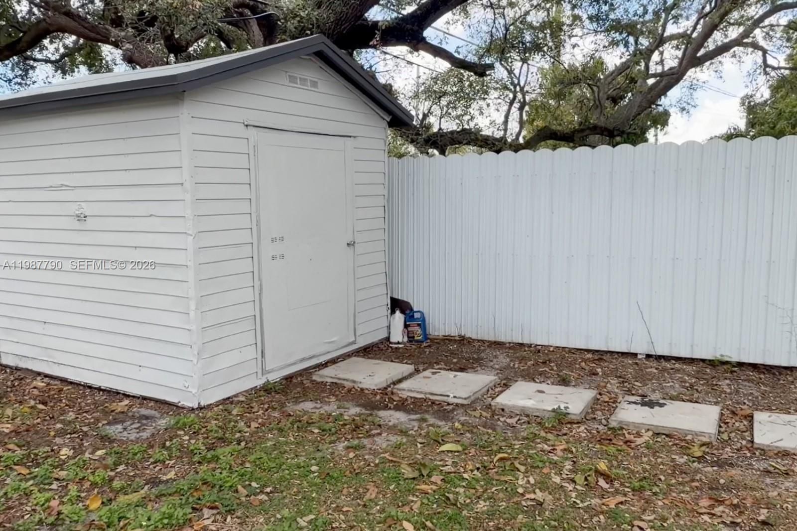 Real estate property located at 8747 36th Ave, Miami-dade, Broadmoor Manor, Miami, FL