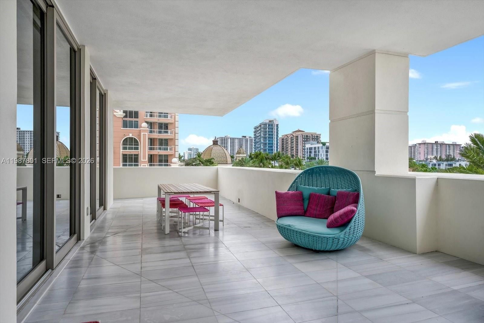 Real estate property located at 17901 Collins Ave #404, Miami-dade, North Biscayne Beach Amen, Sunny Isles Beach, FL