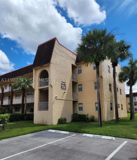 Real estate property located at 2780 Pine Island Rd #112, Broward, Sunrise Lakes 61 Condo, Sunrise, FL