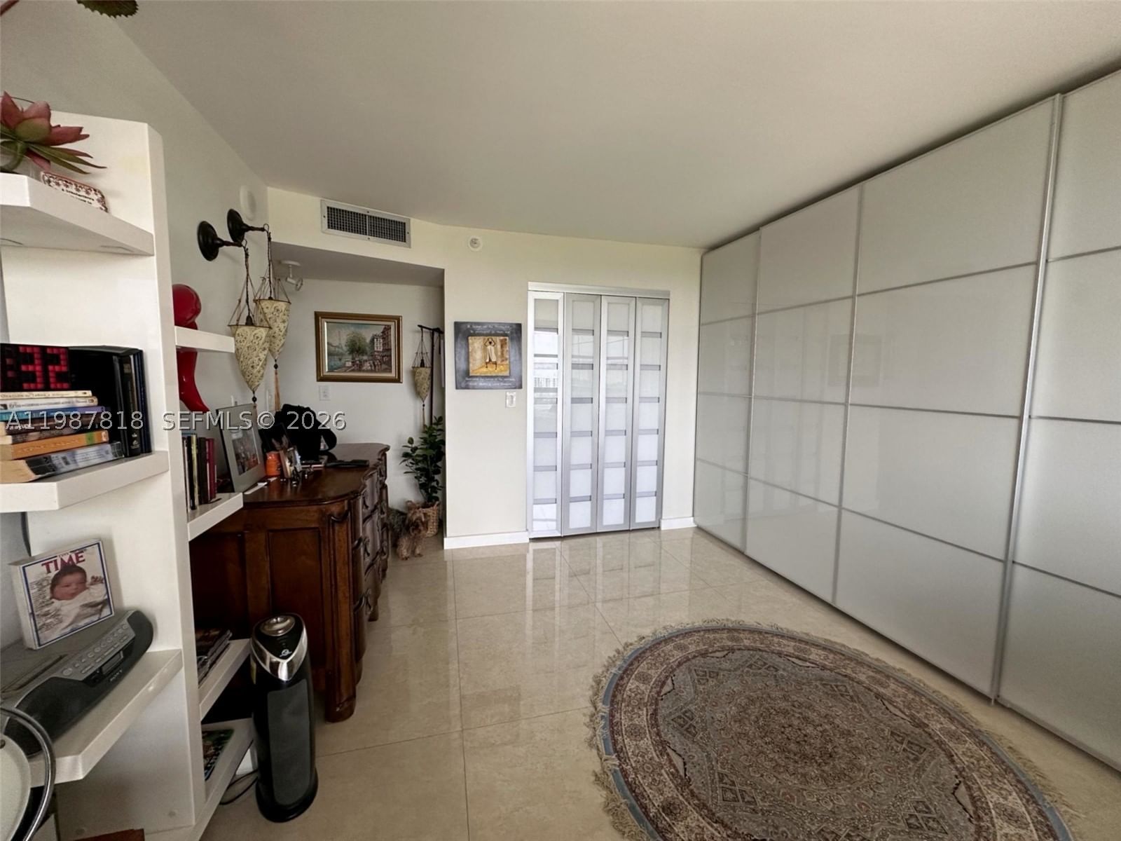 Real estate property located at 1000 Quayside Ter #1101, Miami-dade, Towers Of Quayside Condo, Miami, FL