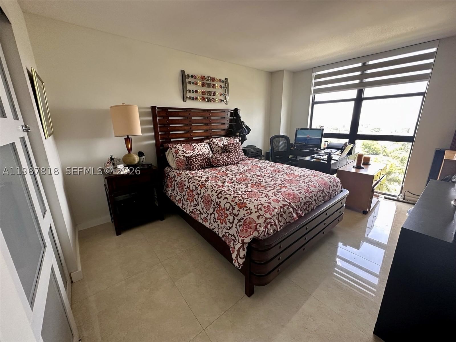 Real estate property located at 1000 Quayside Ter #1101, Miami-dade, Towers Of Quayside Condo, Miami, FL