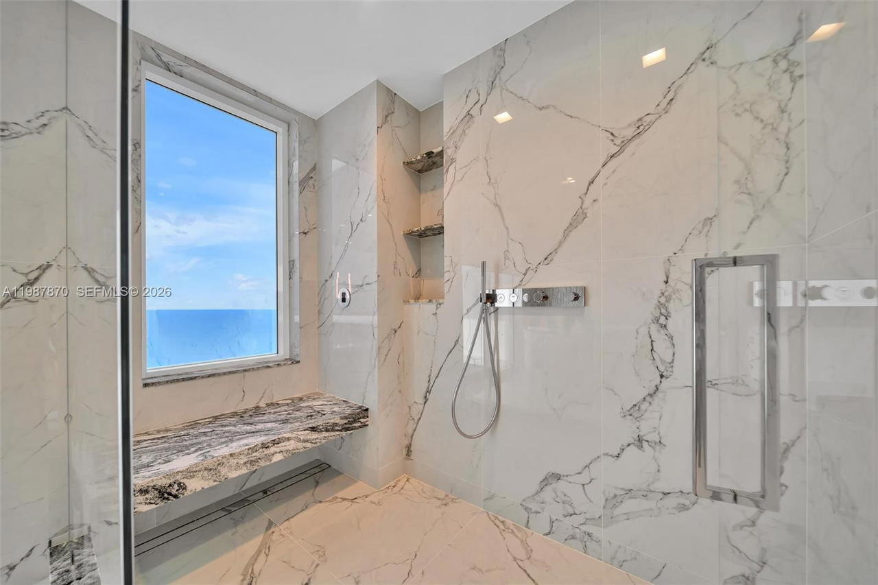 Real estate property located at 2711 Ocean Dr #3905, Broward, Trump Hollywood, Hollywood, FL