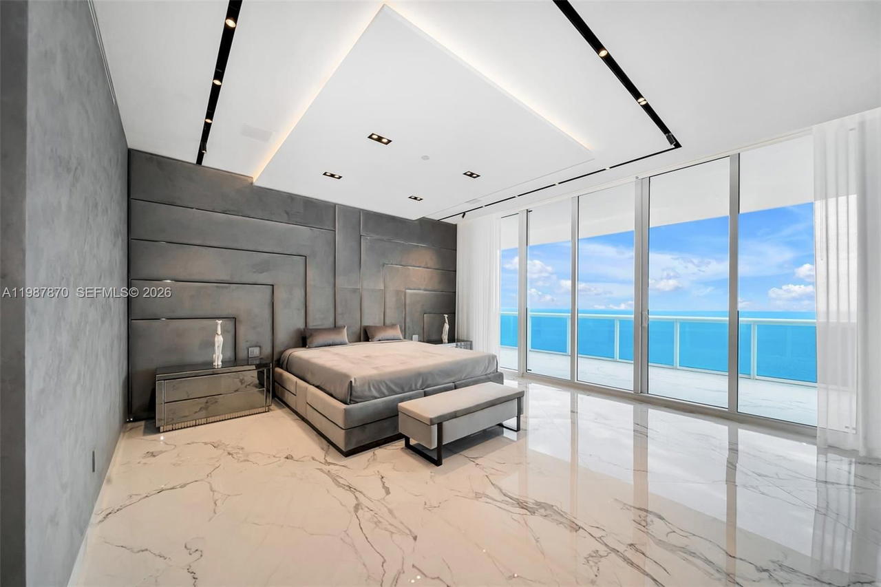 Real estate property located at 2711 Ocean Dr #3905, Broward, Trump Hollywood, Hollywood, FL