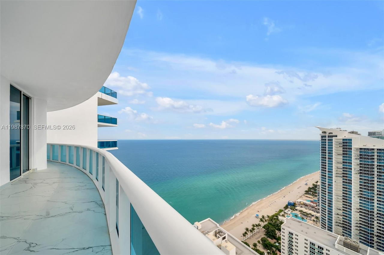 Real estate property located at 2711 Ocean Dr #3905, Broward, Trump Hollywood, Hollywood, FL