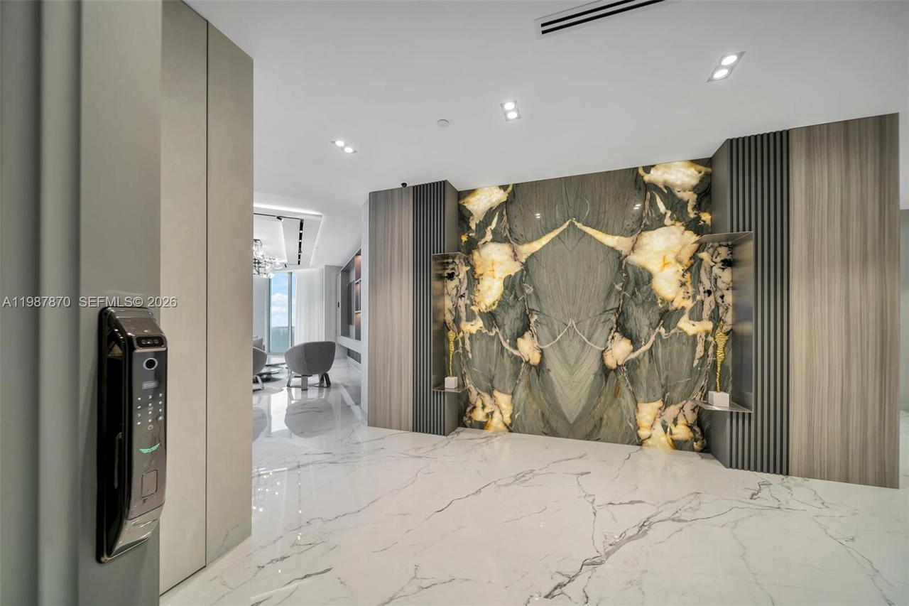 Real estate property located at 2711 Ocean Dr #3905, Broward, Trump Hollywood, Hollywood, FL