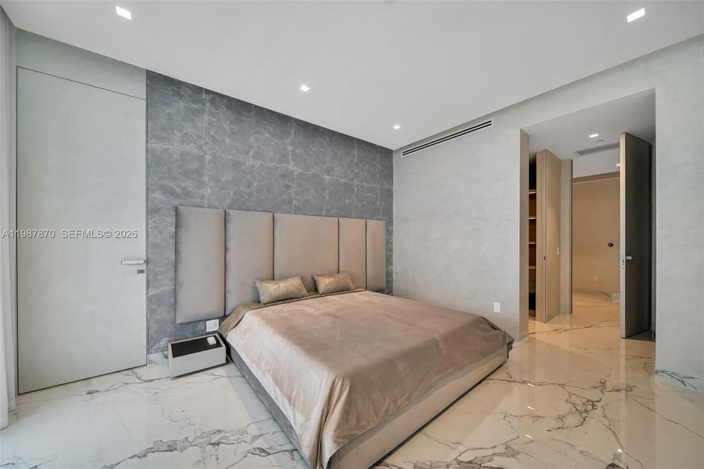 Real estate property located at 2711 Ocean Dr #3905, Broward, Trump Hollywood, Hollywood, FL