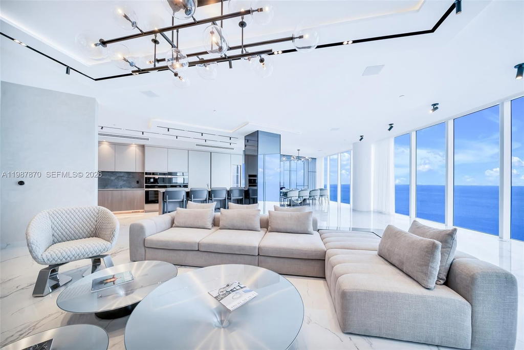 Real estate property located at 2711 Ocean Dr #3905, Broward, Trump Hollywood, Hollywood, FL