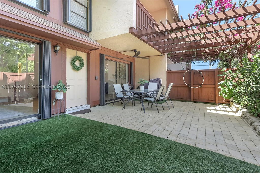 Real estate property located at 6507 116th Pl C, Miami-dade, Snapper Village Condo Pha, Miami, FL