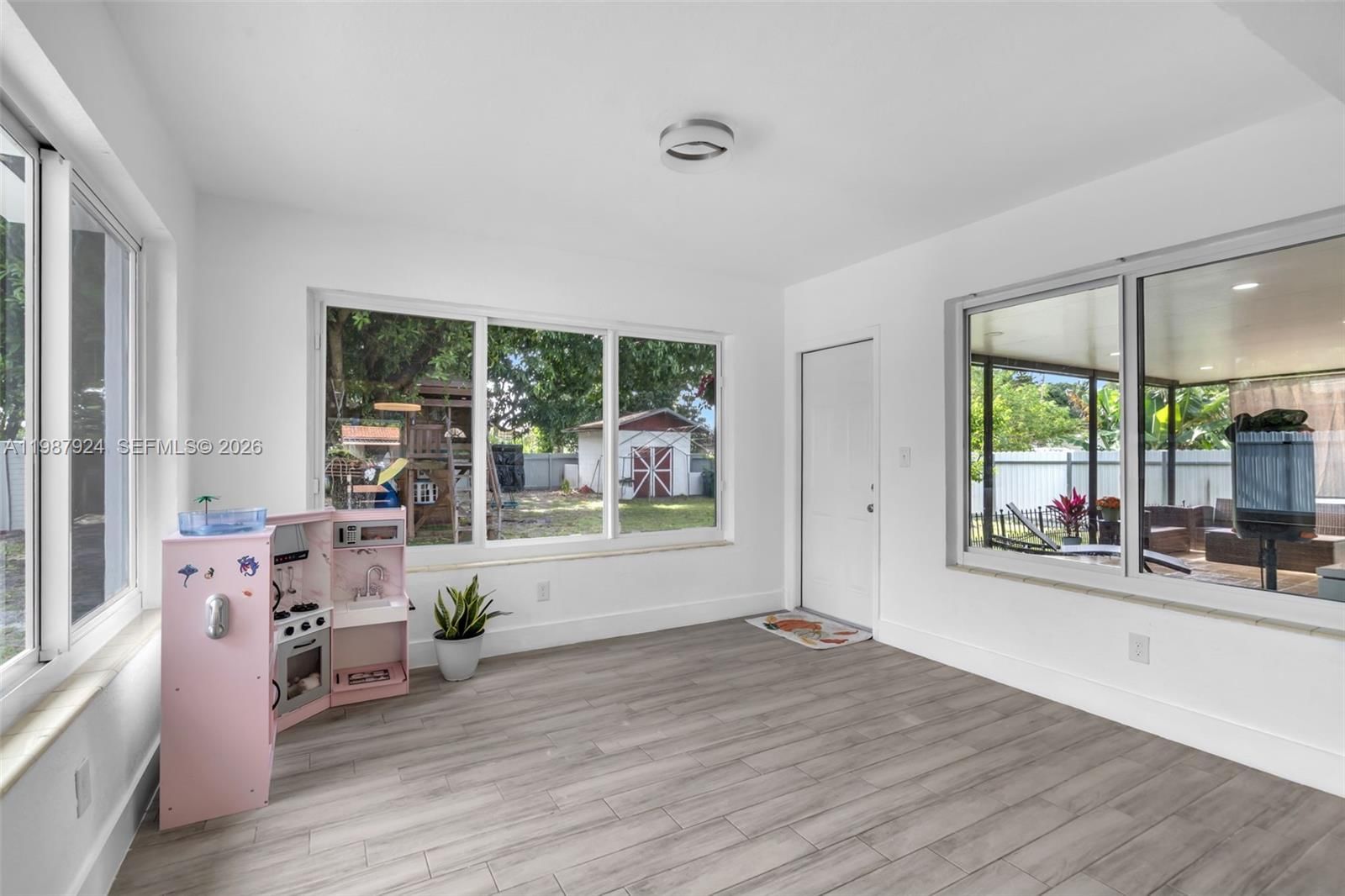 Real estate property located at 10747 22nd Ct, Miami-dade, Golf Park Sec 2 Rev, Miami, FL