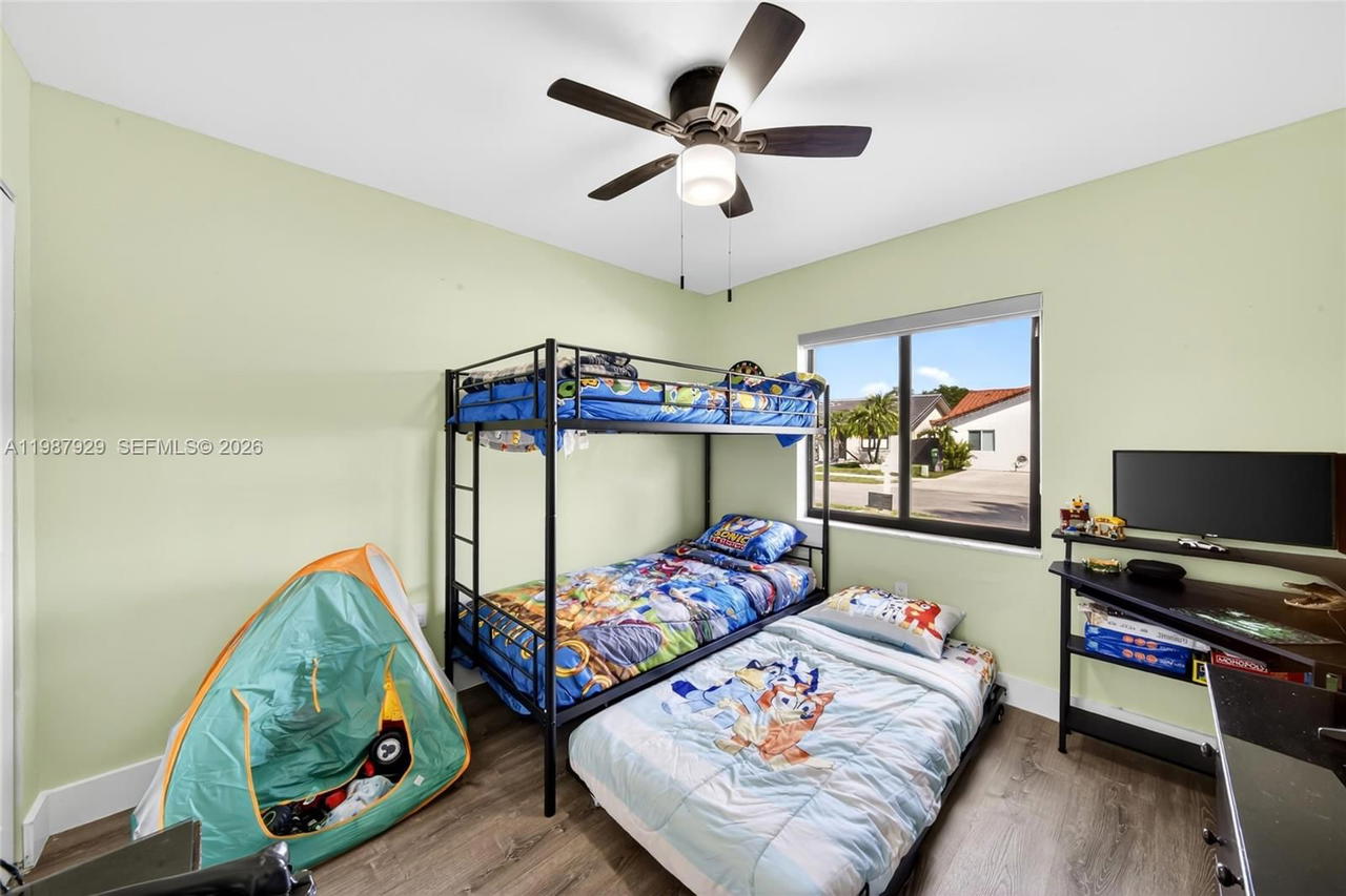 Real estate property located at 14446 96th Ter, Miami-dade, Munne Sub, Miami, FL
