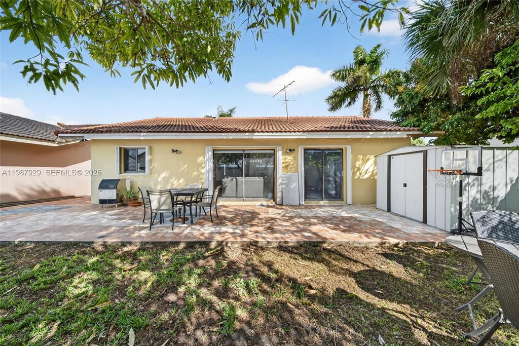 Real estate property located at 14446 96th Ter, Miami-dade, Munne Sub, Miami, FL
