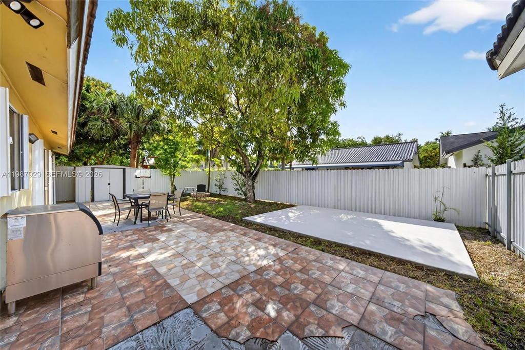 Real estate property located at 14446 96th Ter, Miami-dade, Munne Sub, Miami, FL