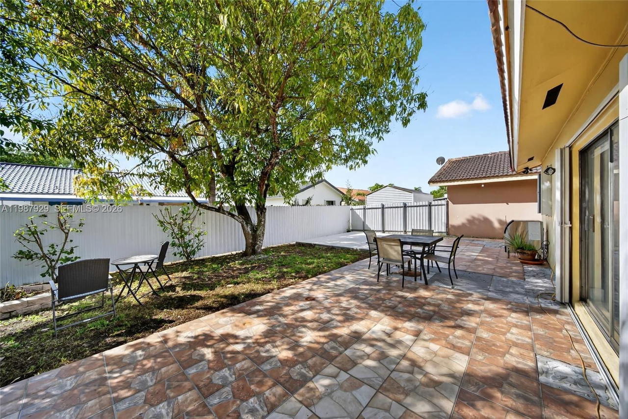 Real estate property located at 14446 96th Ter, Miami-dade, Munne Sub, Miami, FL