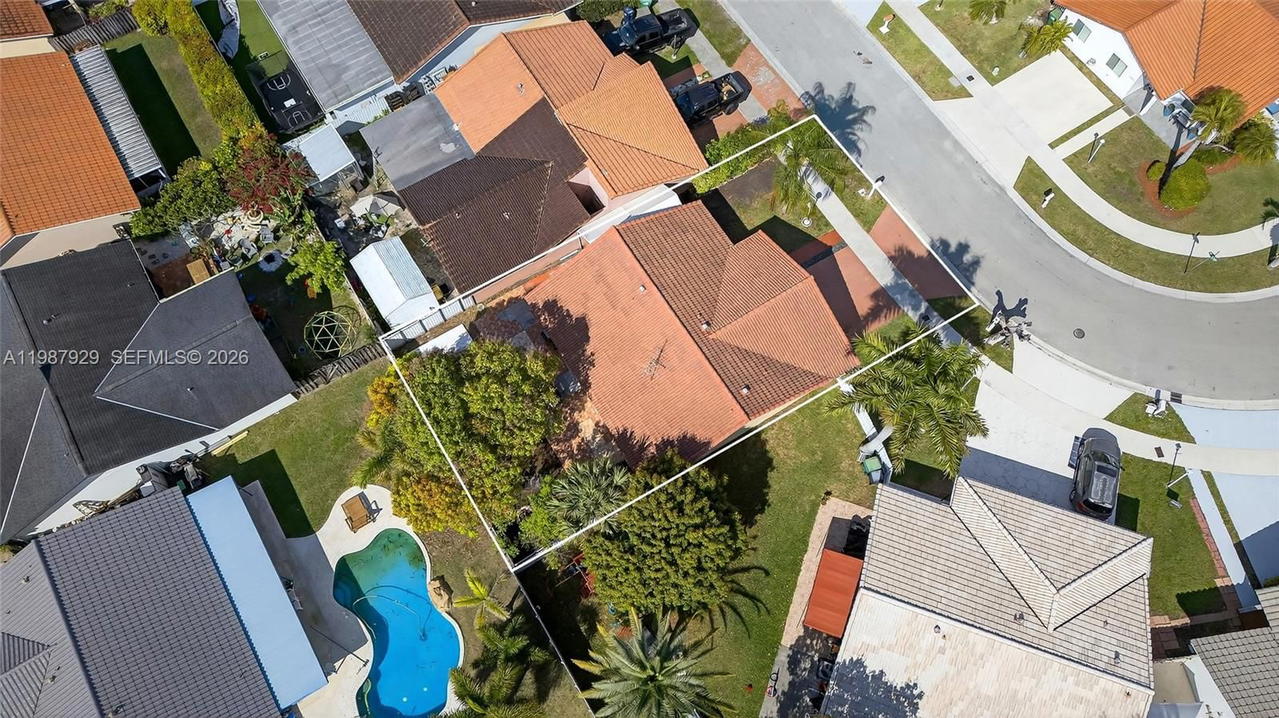 Real estate property located at 14446 96th Ter, Miami-dade, Munne Sub, Miami, FL