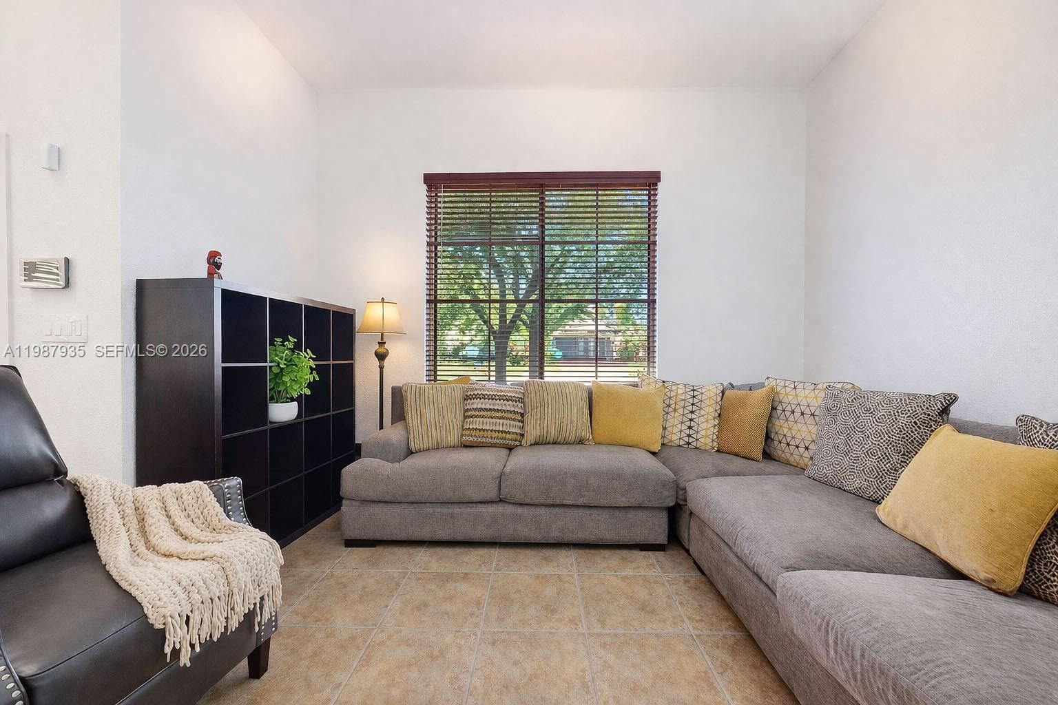 Real estate property located at 16479 50th Ter, Miami-dade, Laroc Estates, Miami, FL