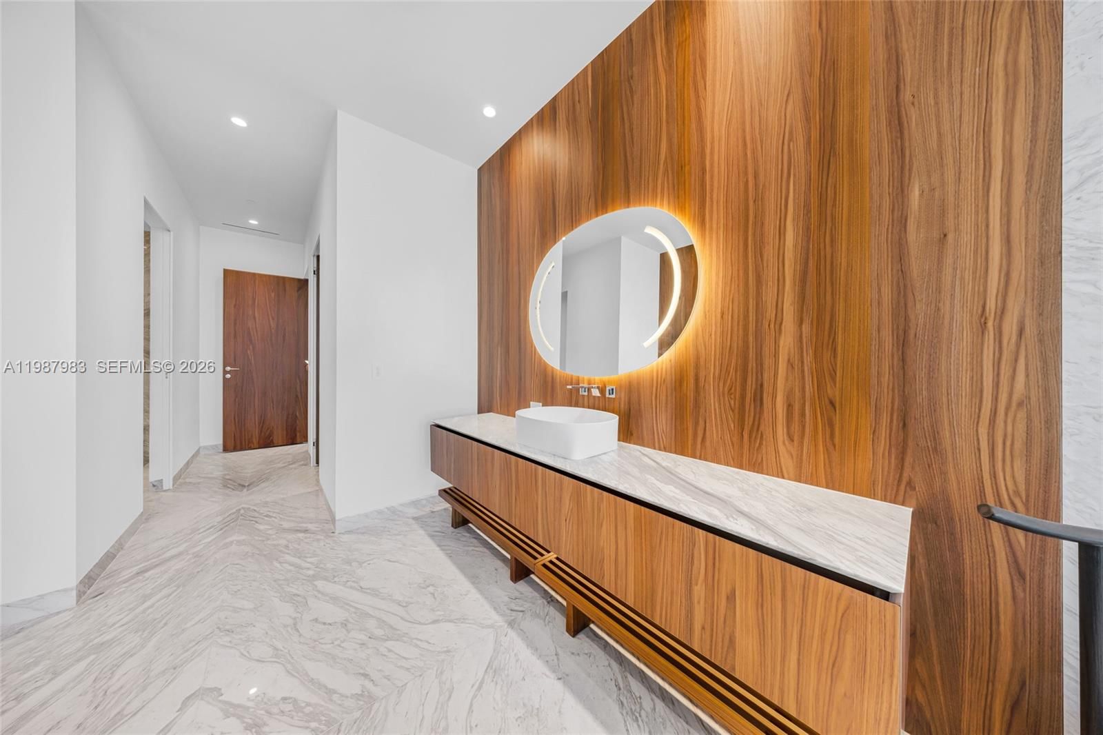 Real estate property located at 5 Grove Isle Dr S 504, Miami-dade, Vita At Grove Isle, Coconut Grove, FL