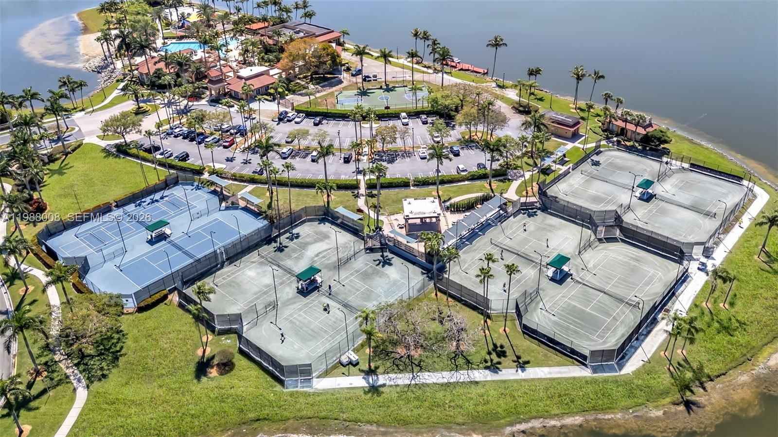Real estate property located at 18820 29th St, Broward, Sunset Lakes Plat One, Miramar, FL