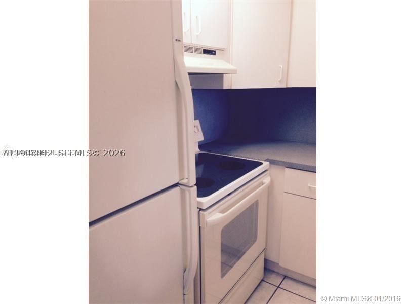 Real estate property located at 9688 Fontainebleau Blvd #205, Miami-dade, Golfview Cl Fontainbl Pk, Miami, FL