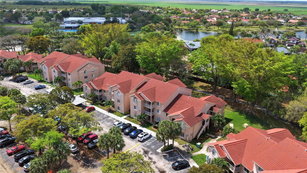 Real estate property located at 10610 158th Ct #208, Miami-dade, Royal Palm Place, Miami, FL