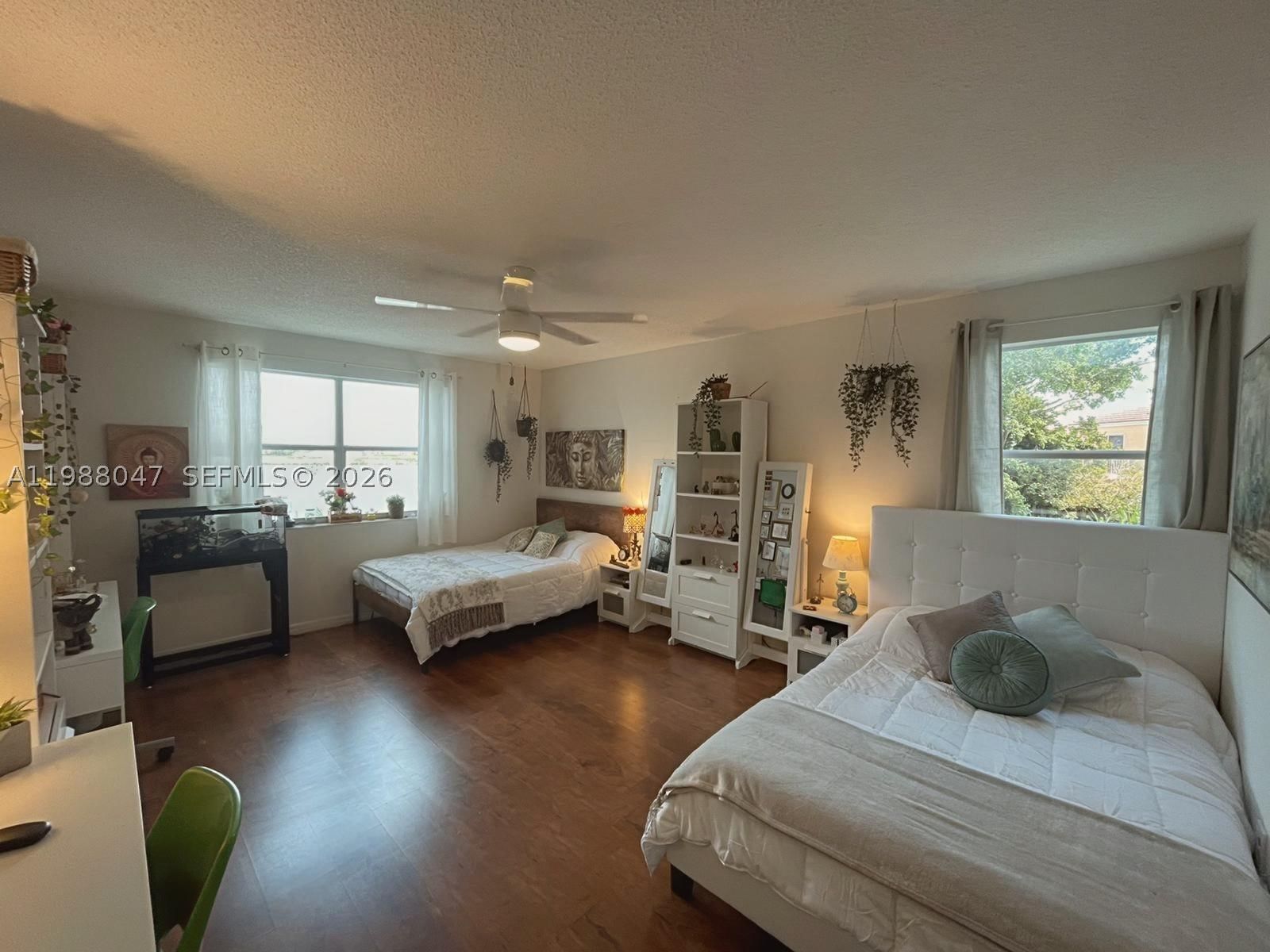 Real estate property located at 605 Ives Dairy Rd #205-7, Miami-dade, Summertree Vilg Calif Cl, Miami, FL
