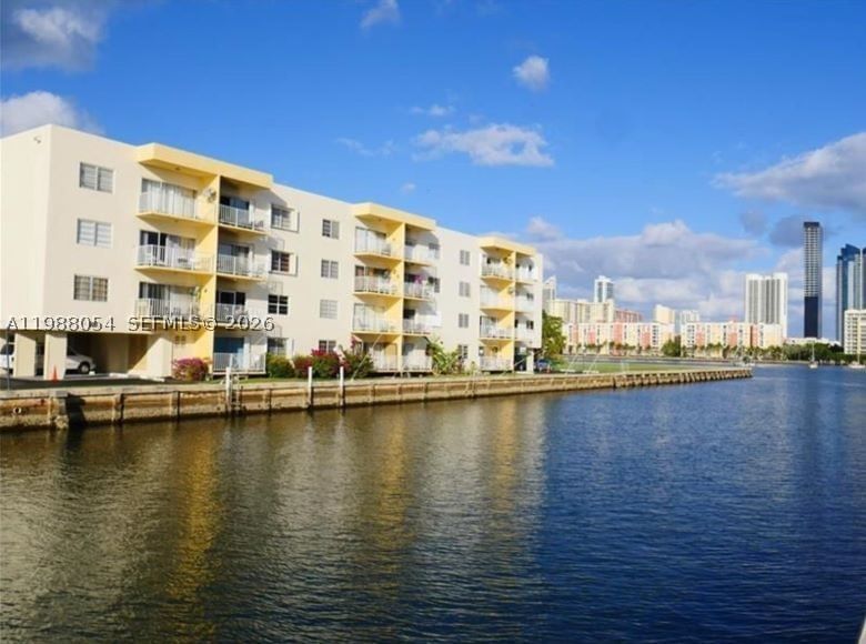 Real estate property located at 3944 167th St #106, Miami-dade, La Mar Breeze Water Views, North Miami Beach, FL
