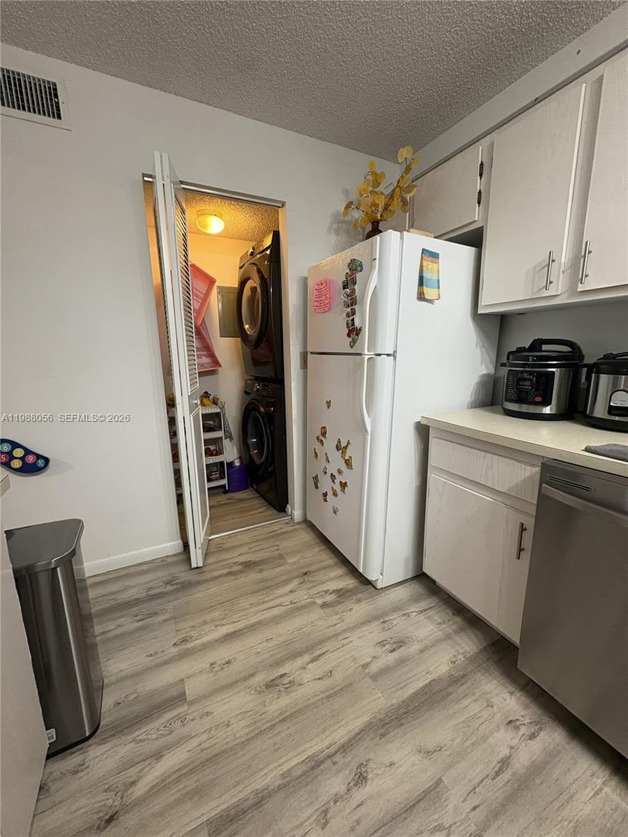 Real estate property located at 721 Sunny Pine Way C2, Palm Beach, Pine Ridge North Village, Green Acres, FL