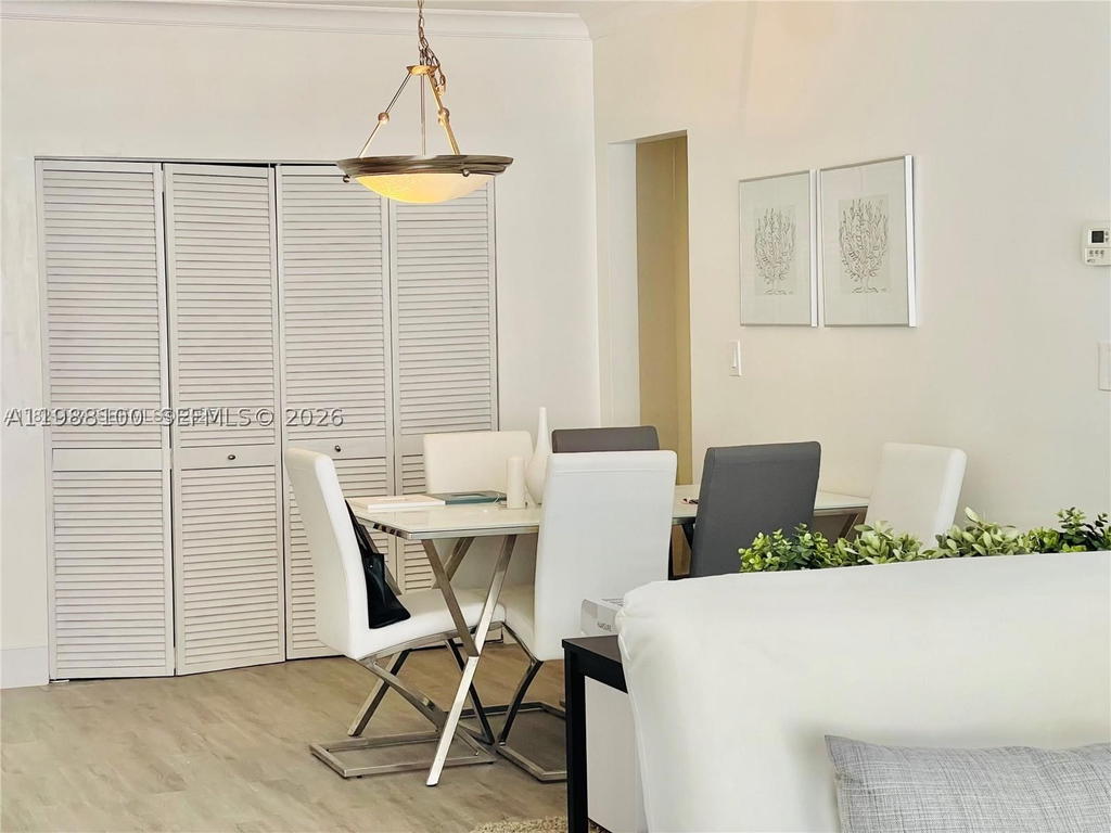 Real estate property located at 3001 Ocean Dr #101, Broward, Residences On Hollywood B, Hollywood, FL
