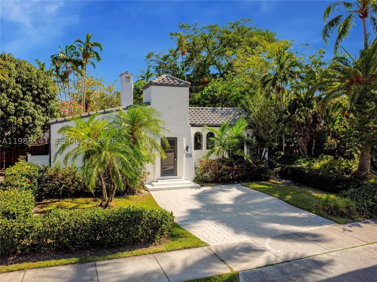 Real estate property located at 1108 Harrison St, Broward, Hollywood Lakes Section, Hollywood, FL