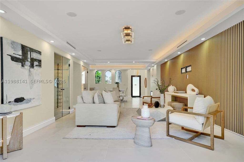 Real estate property located at 1108 Harrison St, Broward, Hollywood Lakes Section, Hollywood, FL