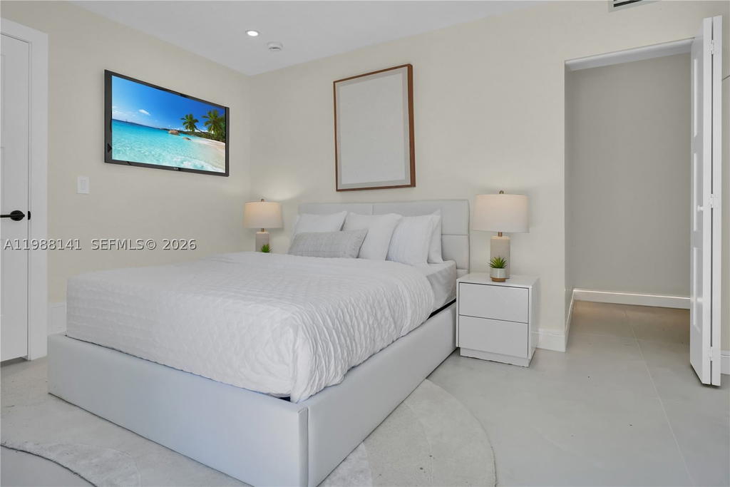 Real estate property located at 1108 Harrison St, Broward, Hollywood Lakes Section, Hollywood, FL