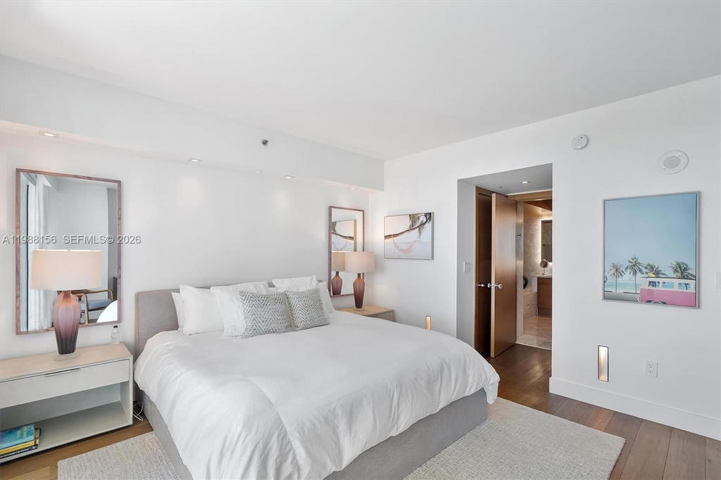 Real estate property located at 1000 Pointe Dr #705, Miami-dade, Murano At Portofino Condo, Miami Beach, FL