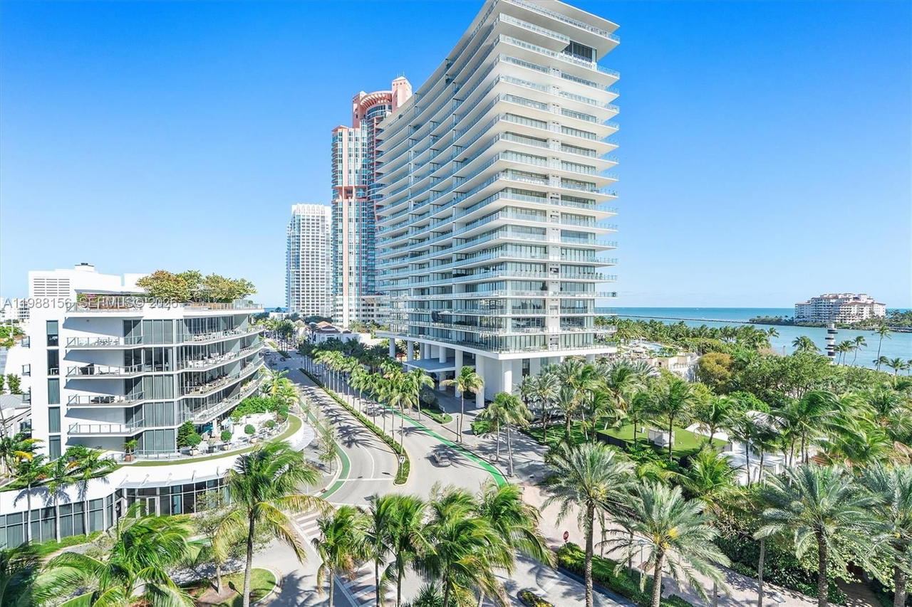 Real estate property located at 1000 Pointe Dr #705, Miami-dade, Murano At Portofino Condo, Miami Beach, FL
