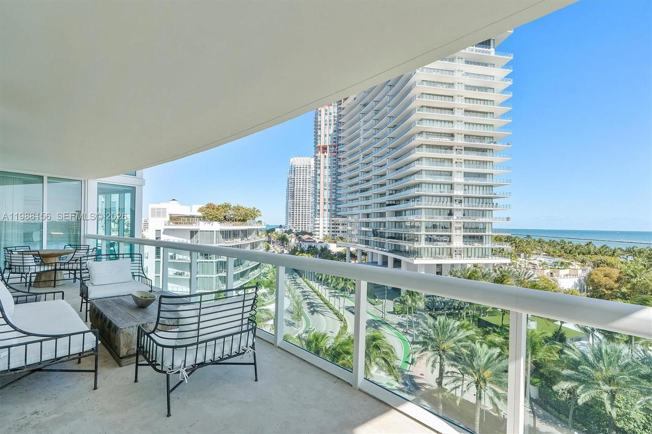 Real estate property located at 1000 Pointe Dr #705, Miami-dade, Murano At Portofino Condo, Miami Beach, FL