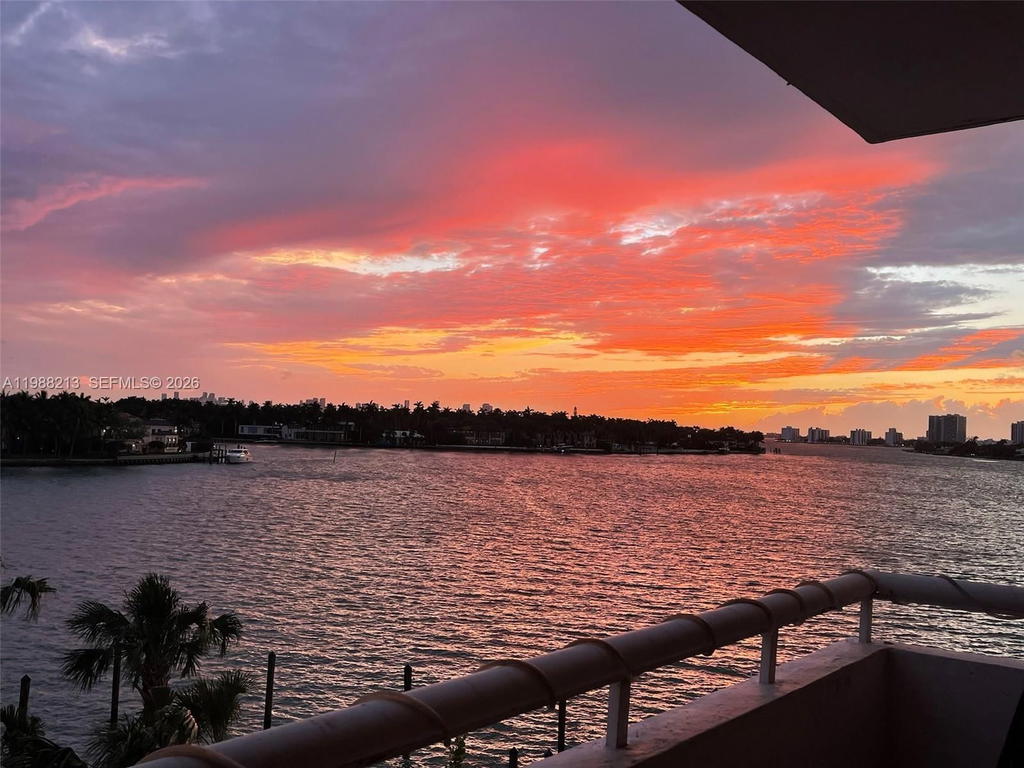 Real estate property located at 6820 Indian Creek Dr #3B, Miami-dade, Indian Creek Cl Marina Co, Miami Beach, FL