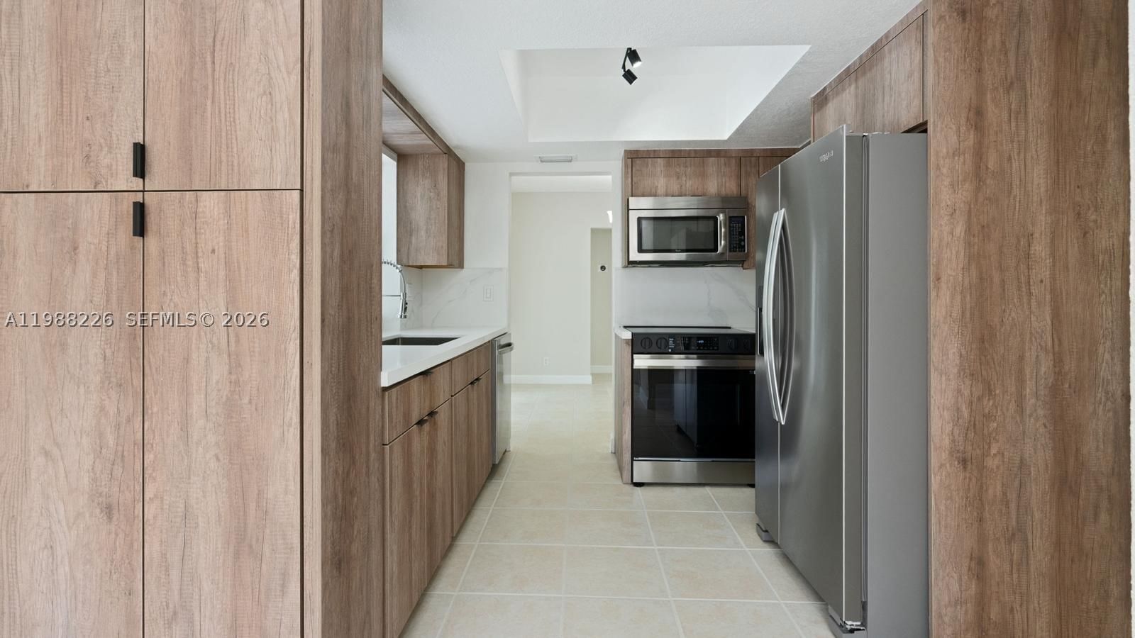 Real estate property located at 3699 17 way, Broward, Royal Palm Acres, Oakland Park, FL