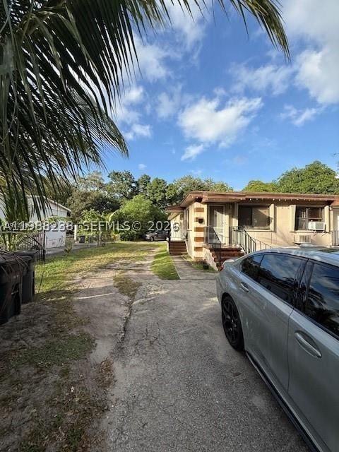 Real estate property located at 551-553 133rd St, Miami-dade, Alberta Biscayne 2nd Rev, North Miami, FL