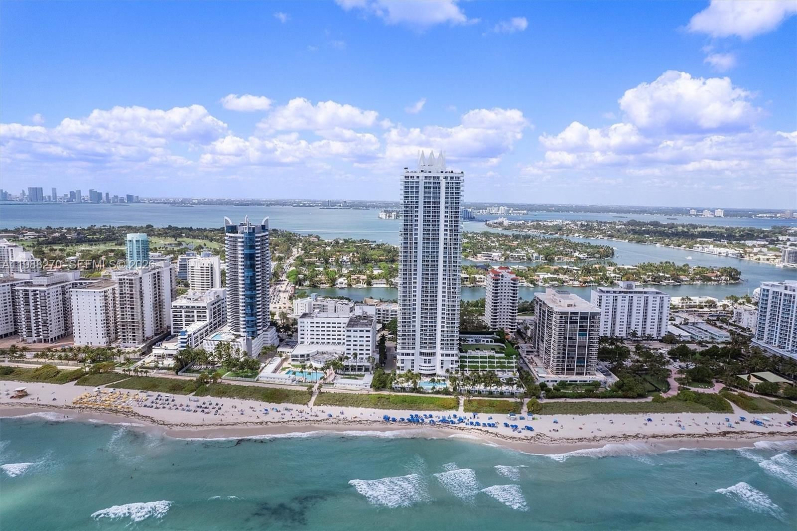 Real estate property located at 6365 Collins Ave #4307, Miami-dade, Akoya Condo, Miami Beach, FL
