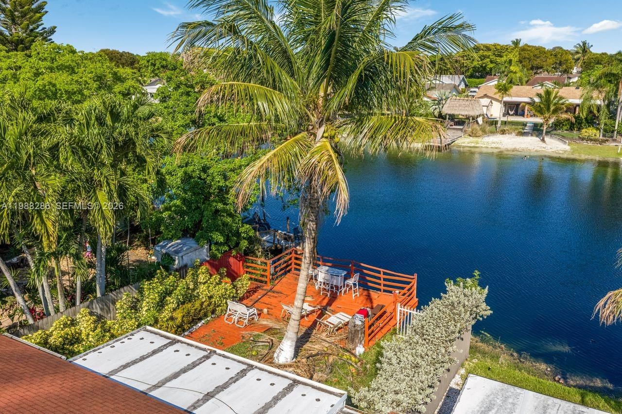 Real estate property located at 7821 148th Ave #2, Miami-dade, Peninsula Homes Condo No, Miami, FL