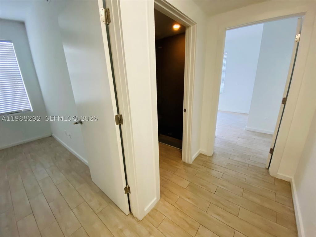Real estate property located at 1611 Meridian Ave #305, Miami-dade, Emily Condo, Miami Beach, FL