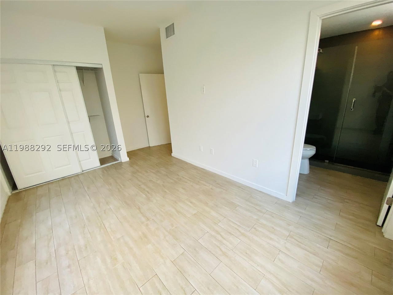 Real estate property located at 1611 Meridian Ave #305, Miami-dade, Emily Condo, Miami Beach, FL