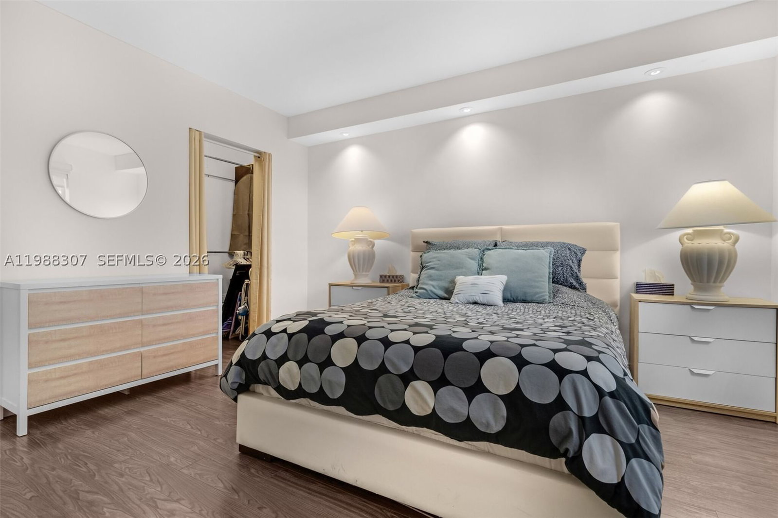 Real estate property located at 1117 Meridian Ave #5-1117, Miami-dade, Park Square Condo, Miami Beach, FL