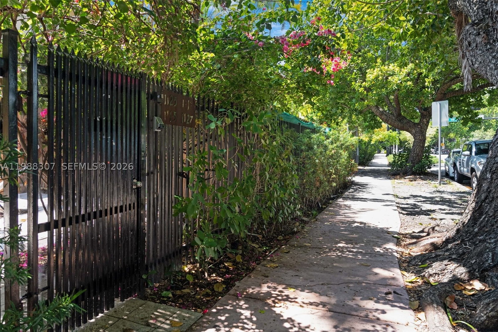 Real estate property located at 1117 Meridian Ave #5-1117, Miami-dade, Park Square Condo, Miami Beach, FL
