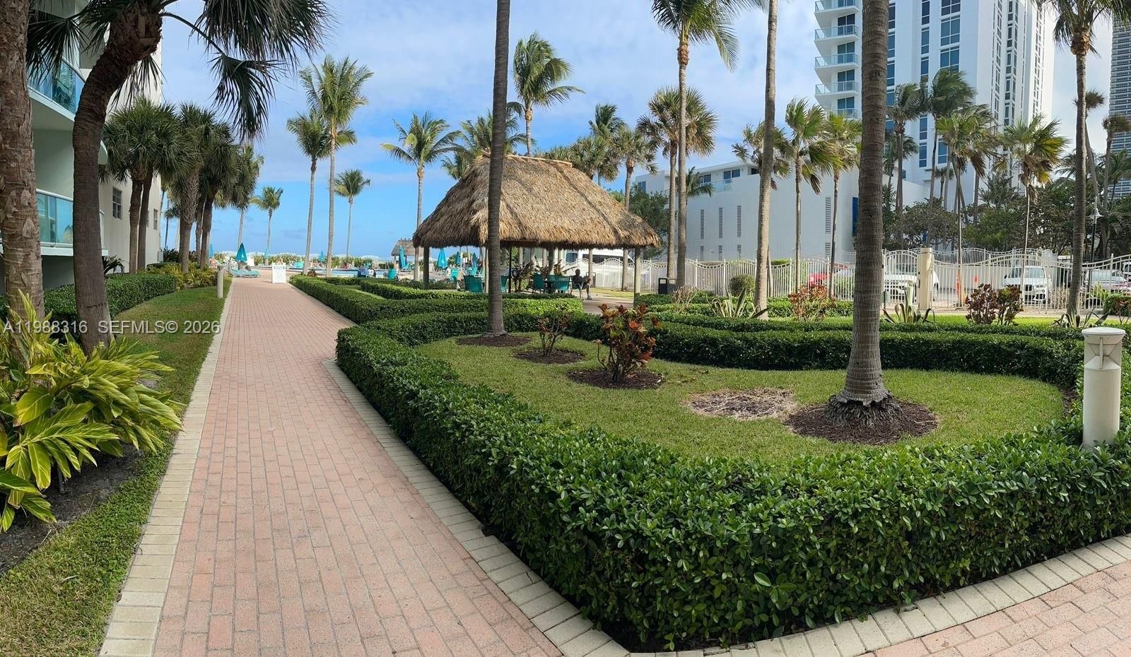 Real estate property located at 3901 Ocean Dr #5W, Broward, Tides On Hollywood Beach, Hollywood, FL