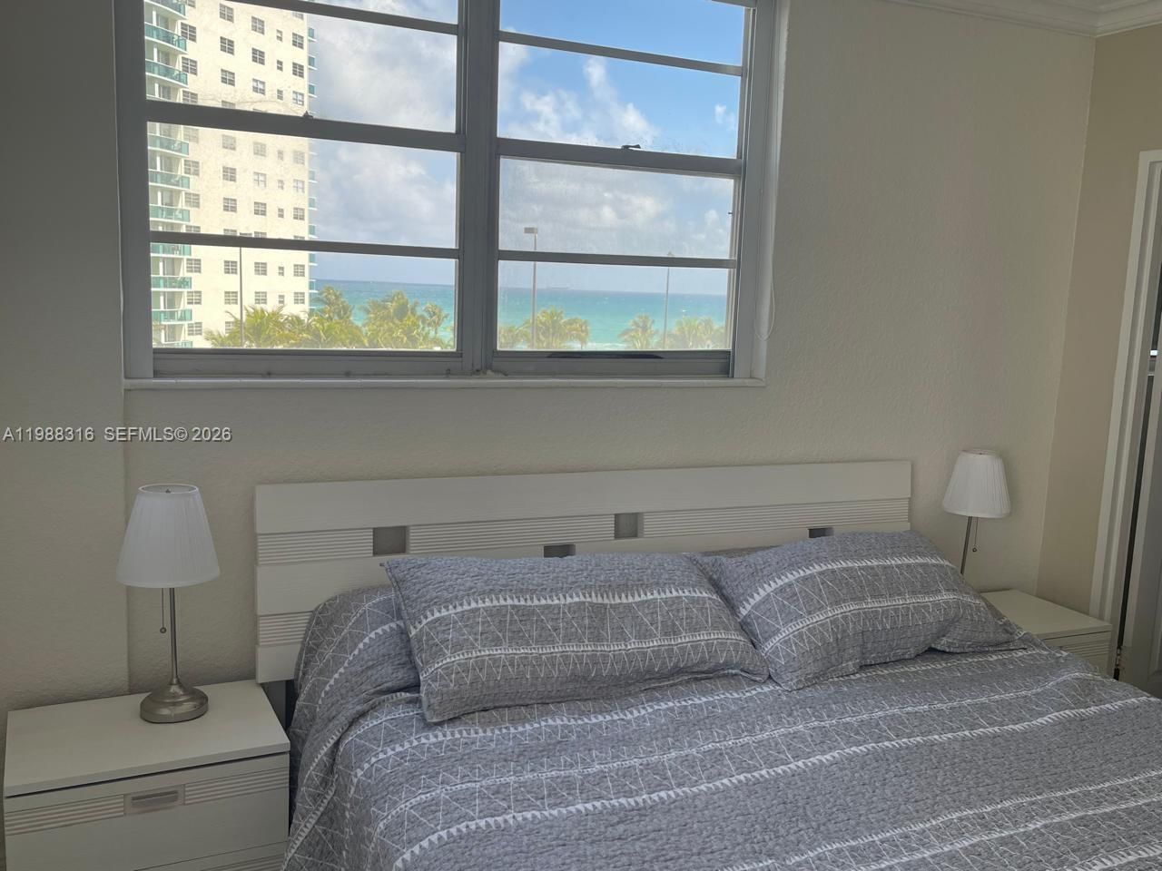 Real estate property located at 3901 Ocean Dr #5W, Broward, Tides On Hollywood Beach, Hollywood, FL