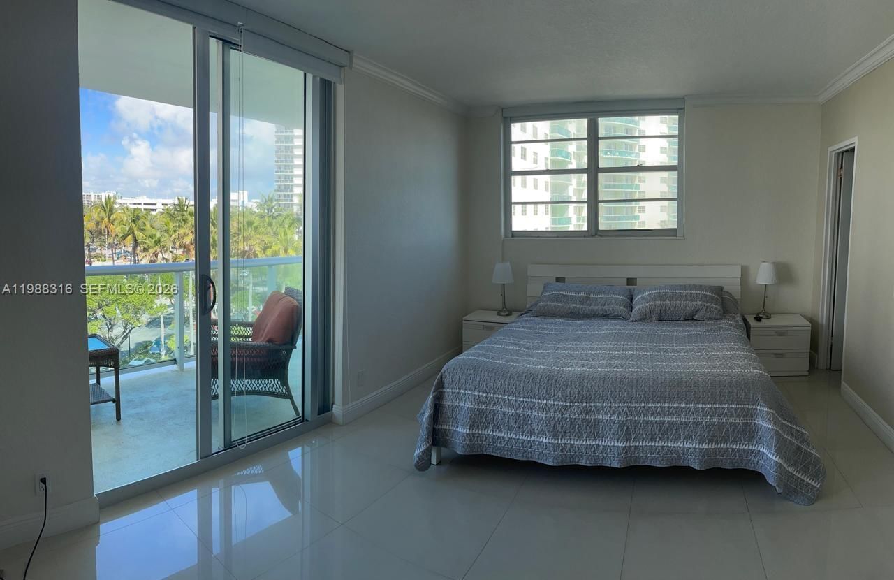 Real estate property located at 3901 Ocean Dr #5W, Broward, Tides On Hollywood Beach, Hollywood, FL