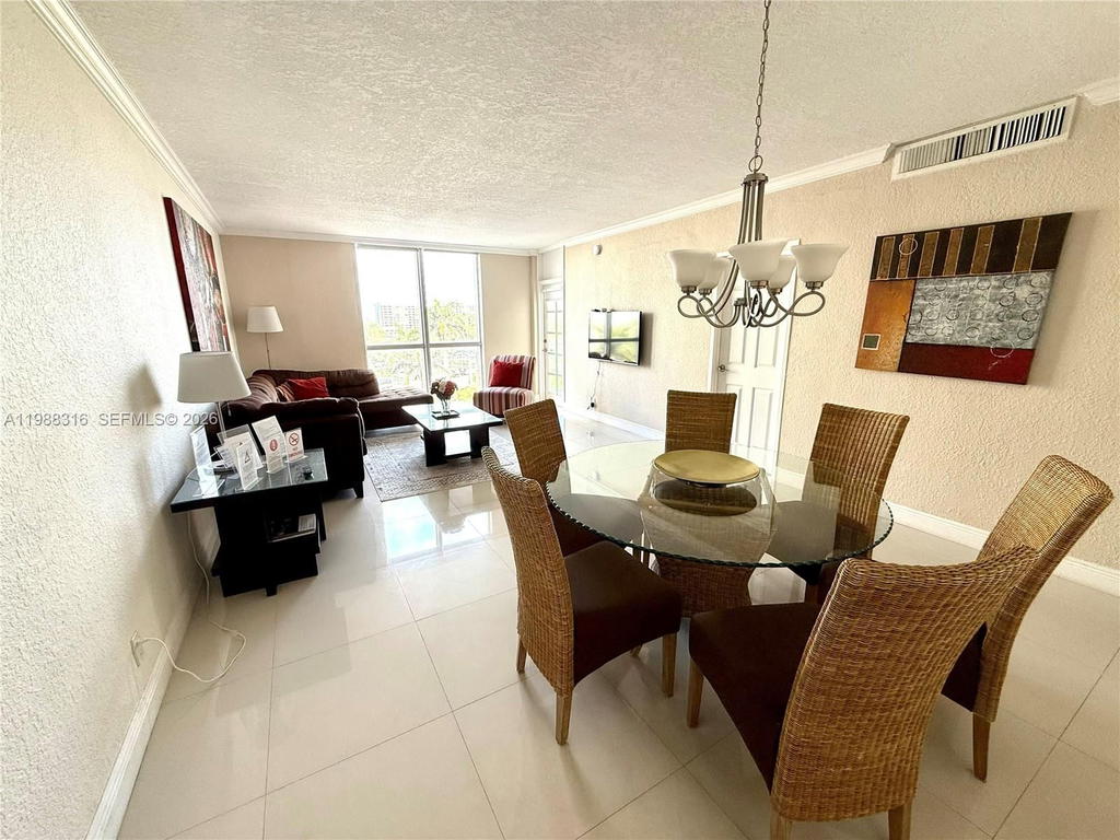 Real estate property located at 3901 Ocean Dr #5W, Broward, Tides On Hollywood Beach, Hollywood, FL