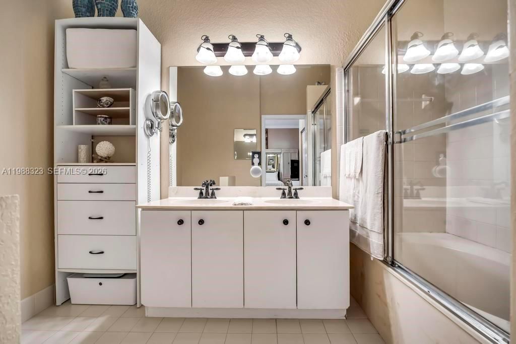 Real estate property located at 677 129th Way, Broward, Pembroke Falls Phase 3, Pembroke Pines, FL