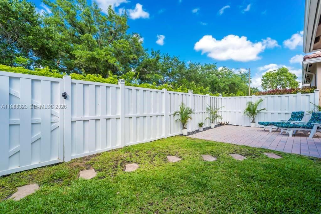 Real estate property located at 677 129th Way, Broward, Pembroke Falls Phase 3, Pembroke Pines, FL