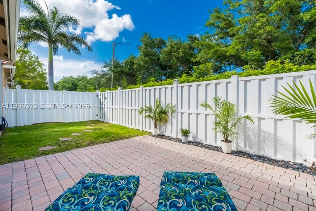 Real estate property located at 677 129th Way, Broward, Pembroke Falls Phase 3, Pembroke Pines, FL