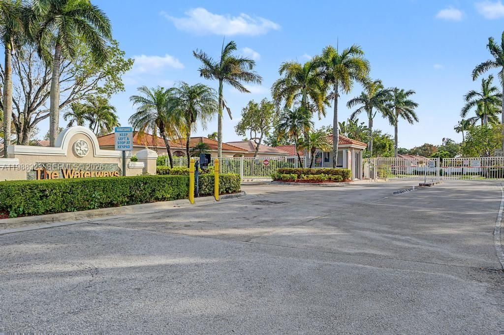 Real estate property located at 677 129th Way, Broward, Pembroke Falls Phase 3, Pembroke Pines, FL